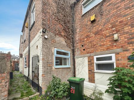 5 bedroom Block of Apartments for sale in Brunswick Park Road, Wednesbury, Wednesbury, WS10