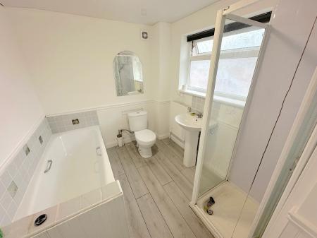 5 bedroom Block of Apartments for sale in Brunswick Park Road, Wednesbury, Wednesbury, WS10