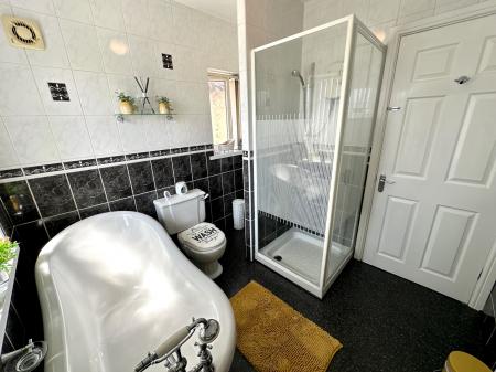 3 bedroom Semi-detached house for sale in Bustleholme Lane, West Bromwich, B71