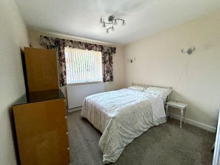 3 bedroom Semi-detached bungalow for sale in Charlotte Road, Wednesbury, Wednesbury, WS10