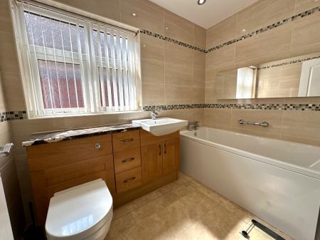 3 bedroom Semi-detached bungalow for sale in Charlotte Road, Wednesbury, Wednesbury, WS10