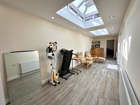 3 bedroom Semi-detached bungalow for sale in Charlotte Road, Wednesbury, Wednesbury, WS10