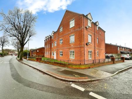2 bedroom Apartment for sale in Dudley Road, Tipton, DY4