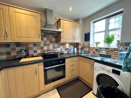 2 bedroom Apartment for sale in Dudley Road, Tipton, DY4