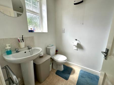 2 bedroom Apartment for sale in Dudley Road, Tipton, DY4