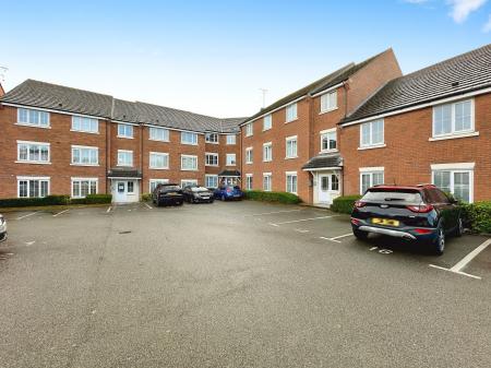 2 bedroom Apartment for sale in Gough Drive, Great Bridge, Tipton, DY4