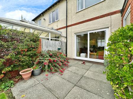 3 bedroom Semi-detached house for sale in Hall Green Road, West Bromwich, B71