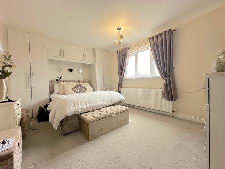 4 bedroom Detached house for sale in Hartland Road, Tipton, DY4