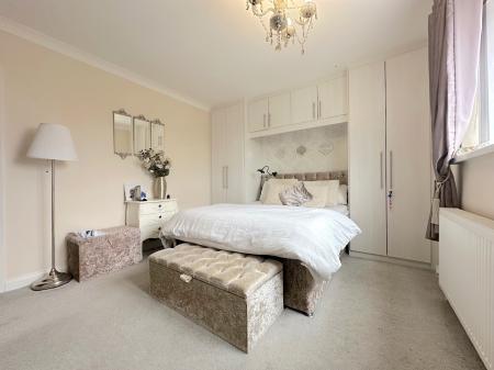 4 bedroom Detached house for sale in Hartland Road, Tipton, DY4