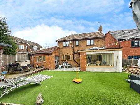 4 bedroom Detached house for sale in Hartland Road, Tipton, DY4