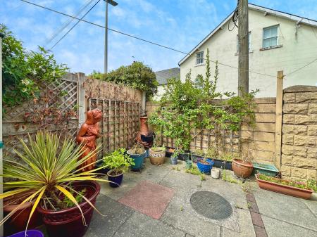 3 bedroom Bungalow for sale in Longmore Street, Wednesbury, WS10