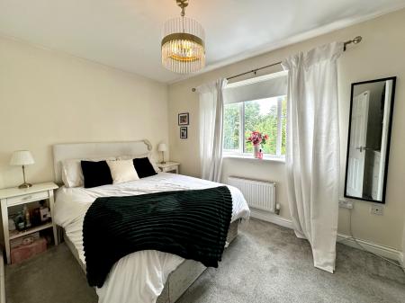 2 bedroom Semi-detached house for sale in Pitchwood Close, Wednesbury, Wednesbury, WS10