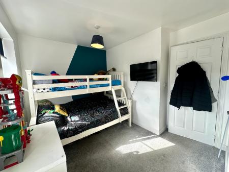 2 bedroom Semi-detached house for sale in Pitchwood Close, Wednesbury, Wednesbury, WS10