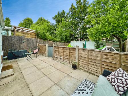 2 bedroom Semi-detached house for sale in Pitchwood Close, Wednesbury, Wednesbury, WS10