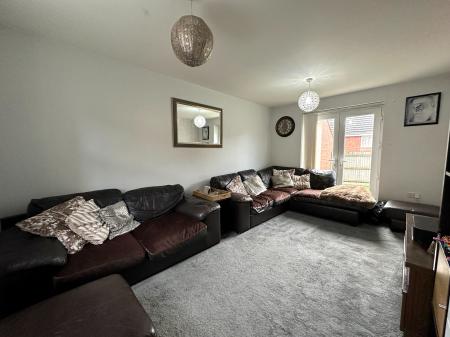 3 bedroom Detached house for sale in Puddlers Grove, Wednesbury, Wednesbury, WS10