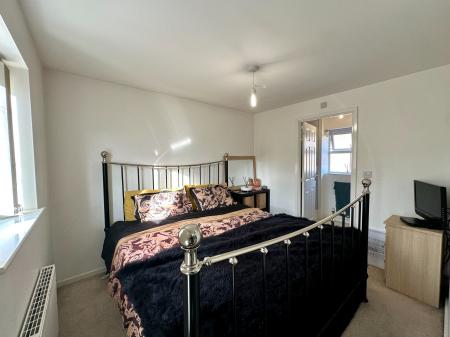 3 bedroom Detached house for sale in Puddlers Grove, Wednesbury, Wednesbury, WS10