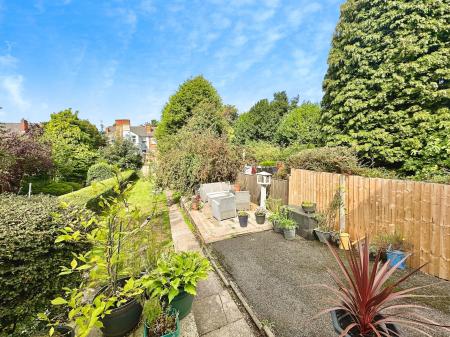 4 bedroom Semi-detached house for sale in School Street, Wednesbury, Wednesbury, WS10