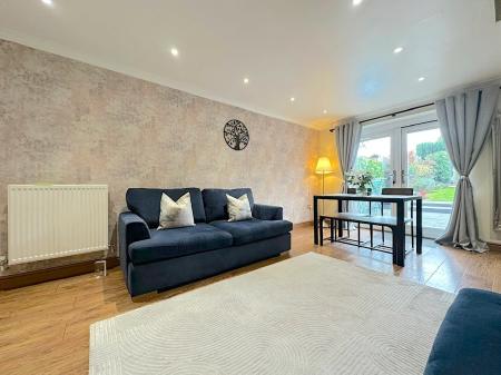 2 bedroom Terraced House for sale in Siddons Way, West Bromwich, B70