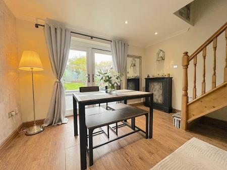 2 bedroom Terraced House for sale in Siddons Way, West Bromwich, B70