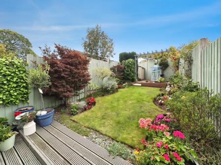 2 bedroom Terraced House for sale in Siddons Way, West Bromwich, B70