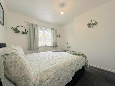 2 bedroom Terraced House for sale in Siddons Way, West Bromwich, B70