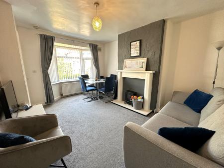 2 bedroom Semi-detached house for sale in Smith Avenue, Darlaston, Wednesbury, WS10