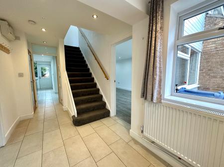 5 bedroom Terraced House for sale in Smithmoor Crescent, West Bromwich, B71