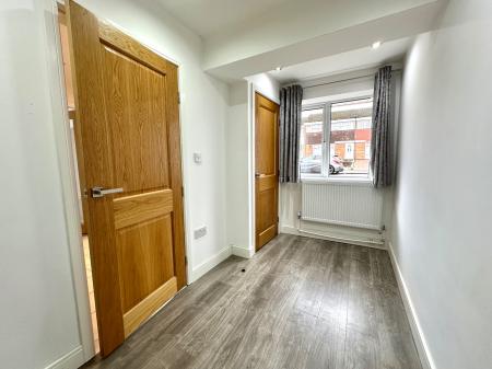 5 bedroom Terraced House for sale in Smithmoor Crescent, West Bromwich, B71