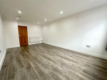 5 bedroom Terraced House for sale in Smithmoor Crescent, West Bromwich, B71