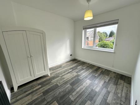 2 bedroom Terraced House for sale in Stafford Road, Wednesbury, Wednesbury, WS10