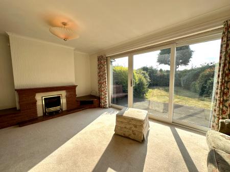 3 bedroom Semi-detached house for sale in Tame Avenue, Wednesbury, Wednesbury, WS10