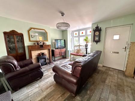 3 bedroom End of terrace house for sale in Stafford Road, Wednesbury, Wednesbury, WS10