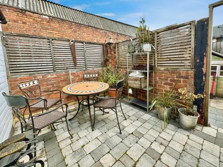 3 bedroom End of terrace house for sale in Stafford Road, Wednesbury, Wednesbury, WS10