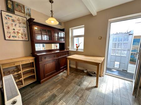 3 bedroom End of terrace house for sale in Stafford Road, Wednesbury, Wednesbury, WS10