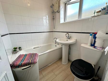 3 bedroom End of terrace house for sale in Stafford Road, Wednesbury, Wednesbury, WS10
