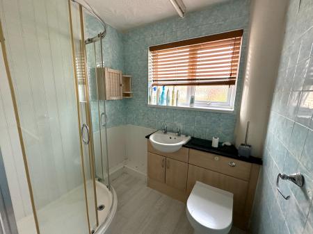 3 bedroom Semi-detached house for sale in Wakes Road, Wednesbury, Wednesbury, WS10