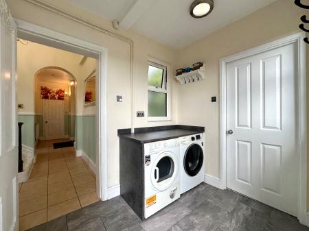 3 bedroom Semi-detached house for sale in Wigmore Lodge, West Bromwich, B71