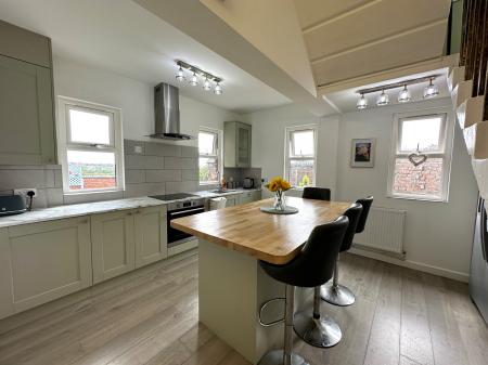 3 bedroom Semi-detached house for sale in Wigmore Lodge, West Bromwich, B71