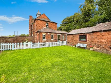 3 bedroom Semi-detached house for sale in Wigmore Lodge, West Bromwich, B71