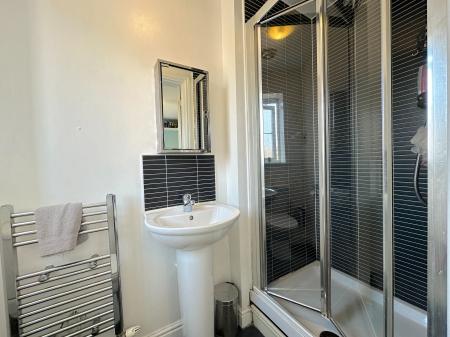 3 bedroom Semi-detached house for sale in Jonah Drive, Great Bridge, Tipton, DY4