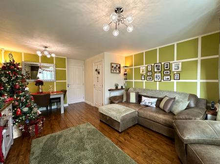 3 bedroom Town house for sale in Bassett Crescent, West Bromwich, B71