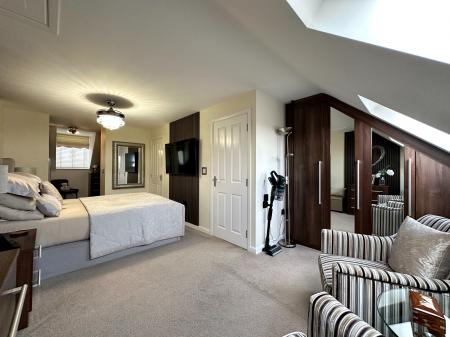 3 bedroom Town house for sale in Bassett Crescent, West Bromwich, B71