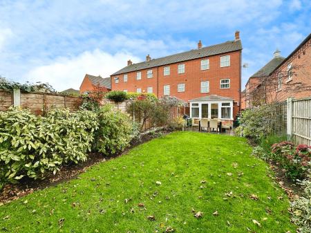 3 bedroom Town house for sale in David Harman Drive, West Bromwich, B71