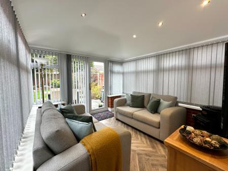 3 bedroom Town house for sale in David Harman Drive, West Bromwich, B71