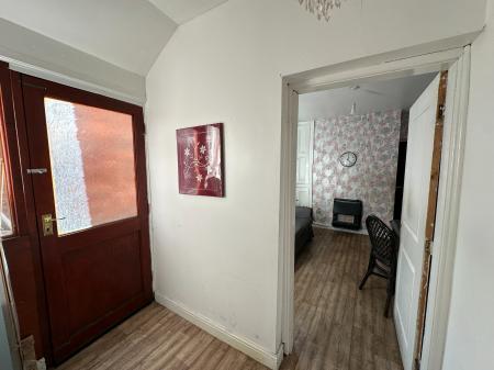 4 bedroom End of terrace house for sale in Wharfedale Street, Wednesbury, WS10