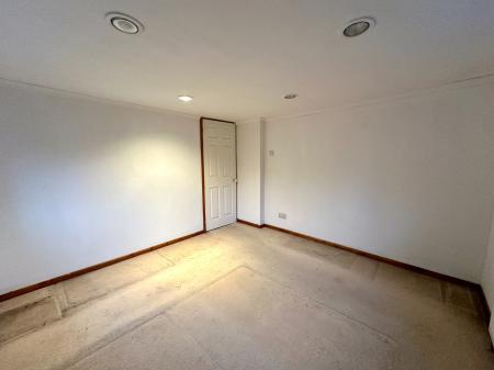 4 bedroom Semi-detached house for sale in Large Avenue, Wednesbury, Wednesbury, WS10