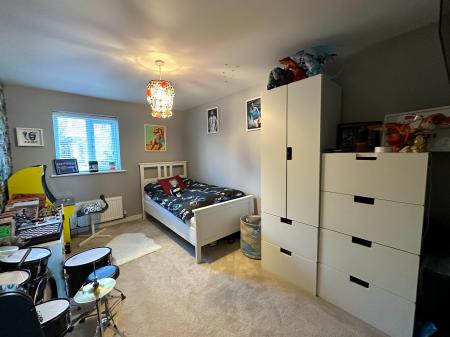 4 bedroom Detached house for sale in Puddlers Grove, Darlaston, Wednesbury, WS10