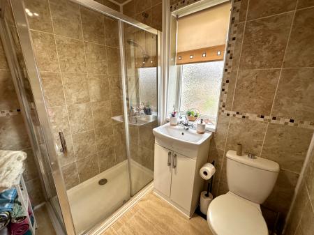 2 bedroom Semi-detached house for sale in Stonehouse Crescent, Wednesbury, Wednesbury, WS10