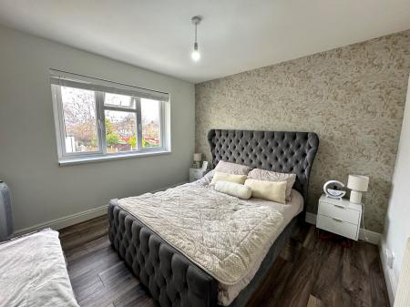 2 bedroom Semi-detached house for sale in Stonehouse Crescent, Wednesbury, Wednesbury, WS10