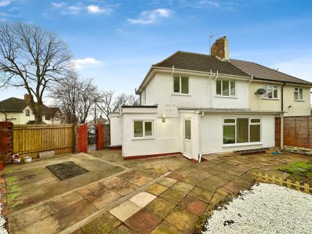 3 bedroom Semi-detached house for sale in Booth Road, Wednesbury, Wednesbury, WS10